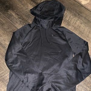 Nike Men’s Dryfit hoodie